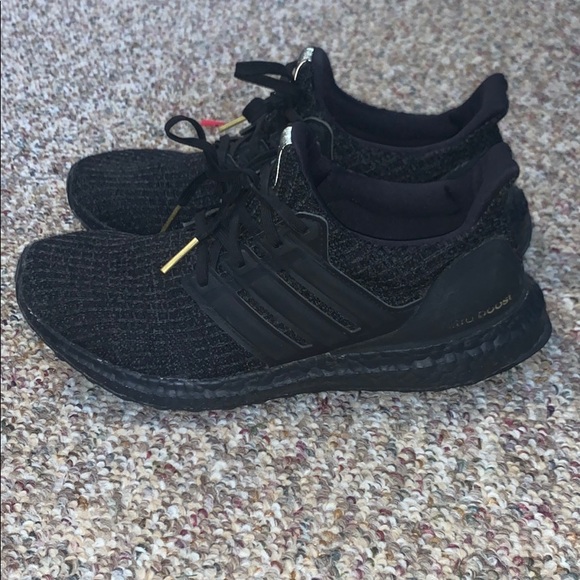 adidas ultra boost 4 triple black